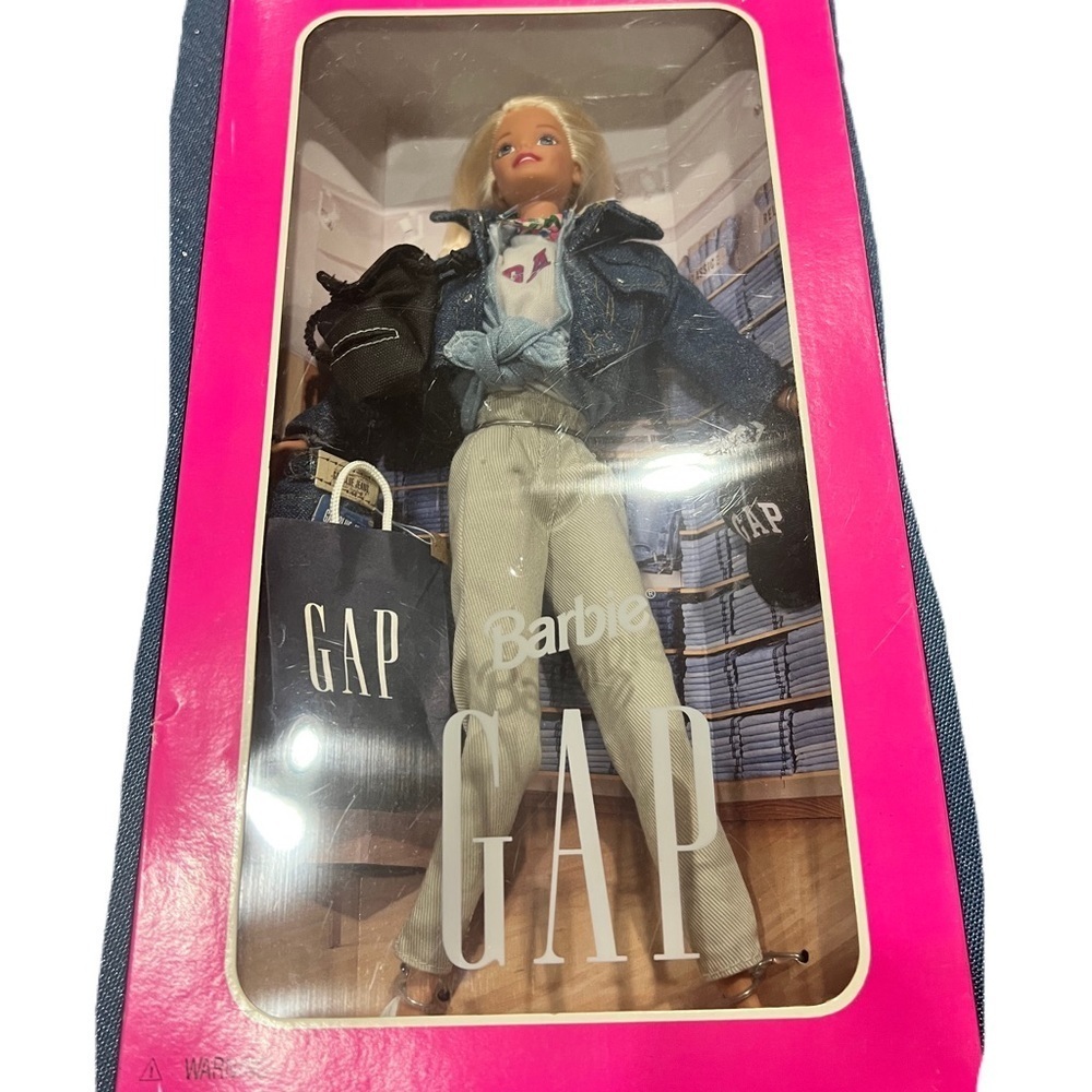 Mattel Special Edition Store Exclusive Gap Blonde Barbie Doll 1996 Version